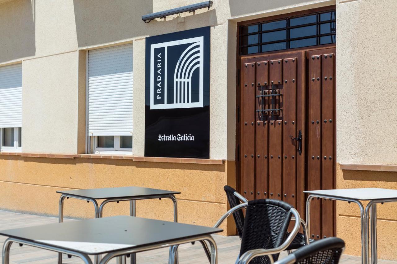 Hostal Pradaria Asador & Alojamiento Arcas Exterior foto