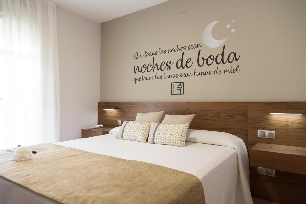Hostal Pradaria Asador & Alojamiento Arcas Exterior foto